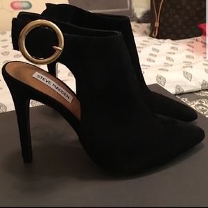 *REPOSH* Steve Madden Black Sling Back Booties
